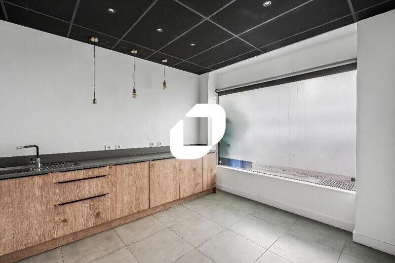 21 Boulevard Du Parc, Neuilly-sur-Seine à vendre - Photo du bâtiment - Image 3 de 8