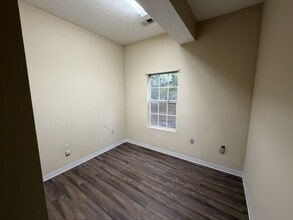 12390C Arnold Mill Rd, Alpharetta, GA for lease Interior Photo- Image 1 of 5