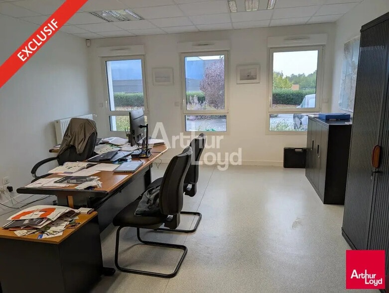 Flex dans Saint-Jacques-de-la-Lande à louer - Photo intérieure - Image 3 de 9