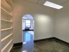 275 4th St E, Saint Paul, MN à louer Photo intérieure- Image 1 de 5