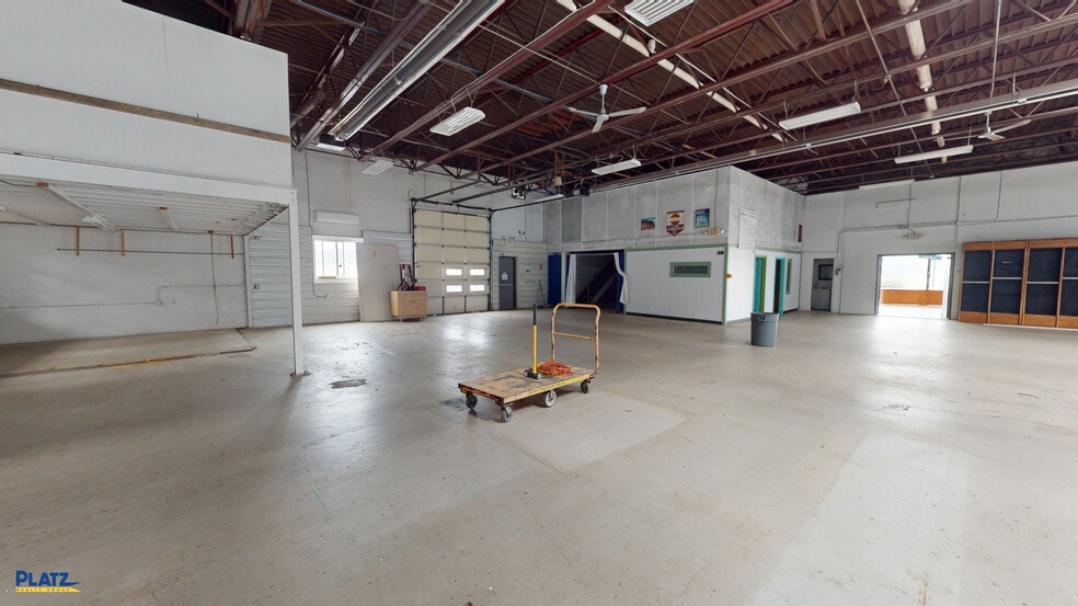 1965 N Ellsworth Ave, Salem, OH for lease - Interior Photo - Image 3 of 14