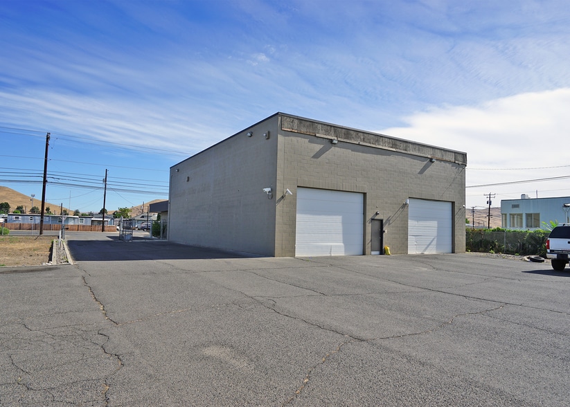 1214 Fruitvale Blvd, Yakima, WA for lease - Interior Photo - Image 3 of 12