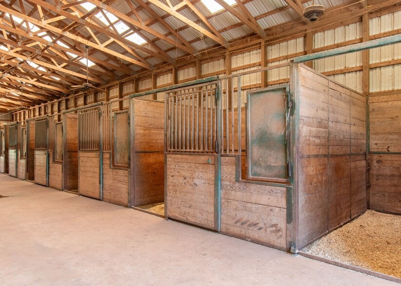 1128 Needmore Rd, Roopville, GA for sale - Building Photo - Image 3 of 13