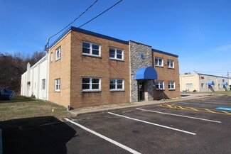 Plus de détails pour 7300 N Crescent Blvd, Pennsauken, NJ - Industriel à louer