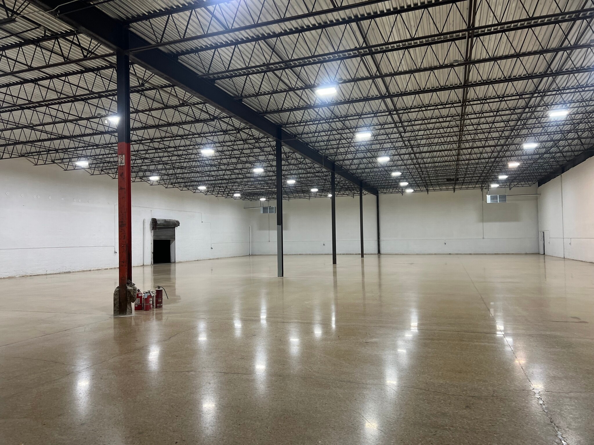 1017 W 48th St, Chicago, IL for lease Interior Photo- Image 1 of 9