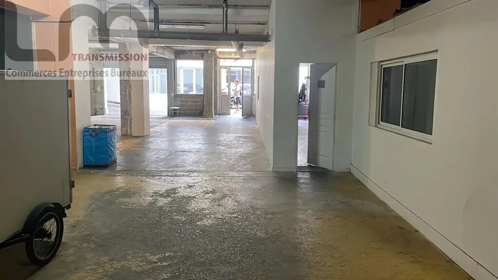 Local d'activités dans Courbevoie à vendre Photo du bâtiment- Image 1 de 10