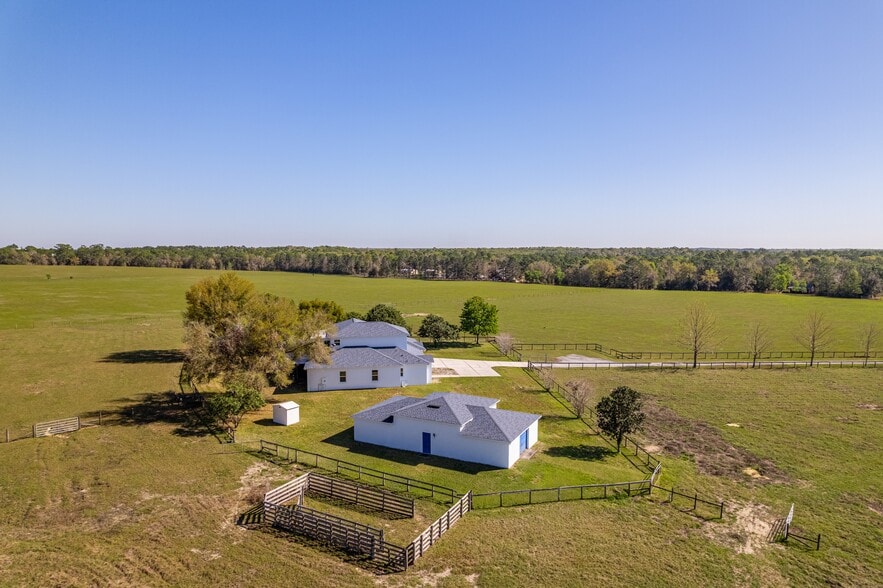 13496 S Oakview Ave, Floral City, FL for sale - Aerial - Image 1 of 68