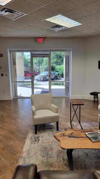 270 Crossway Rd, Tallahassee, FL à vendre - Photo du bâtiment - Image 2 de 23