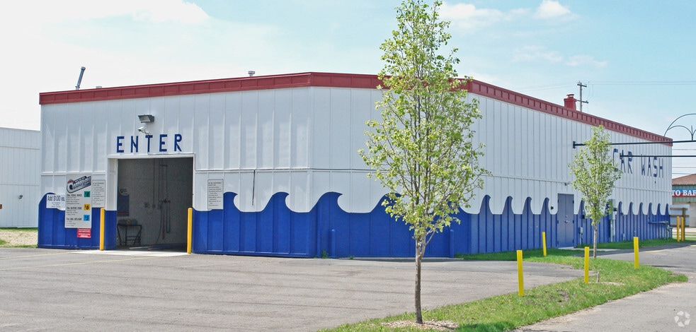 3340 S Division Ave, Grand Rapids, MI à vendre - Photo du bâtiment - Image 2 de 2