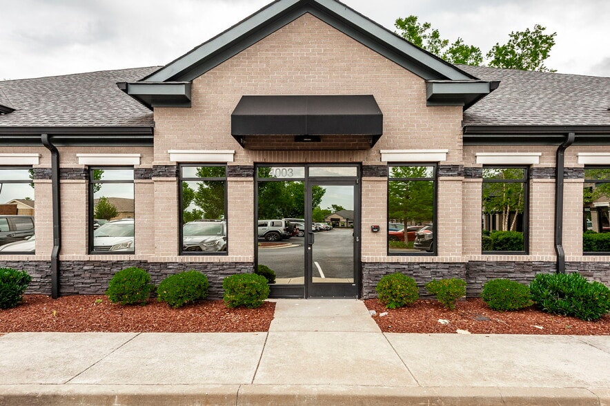 190D Saundersville Rd, Hendersonville, TN for lease - Building Photo - Image 1 of 2