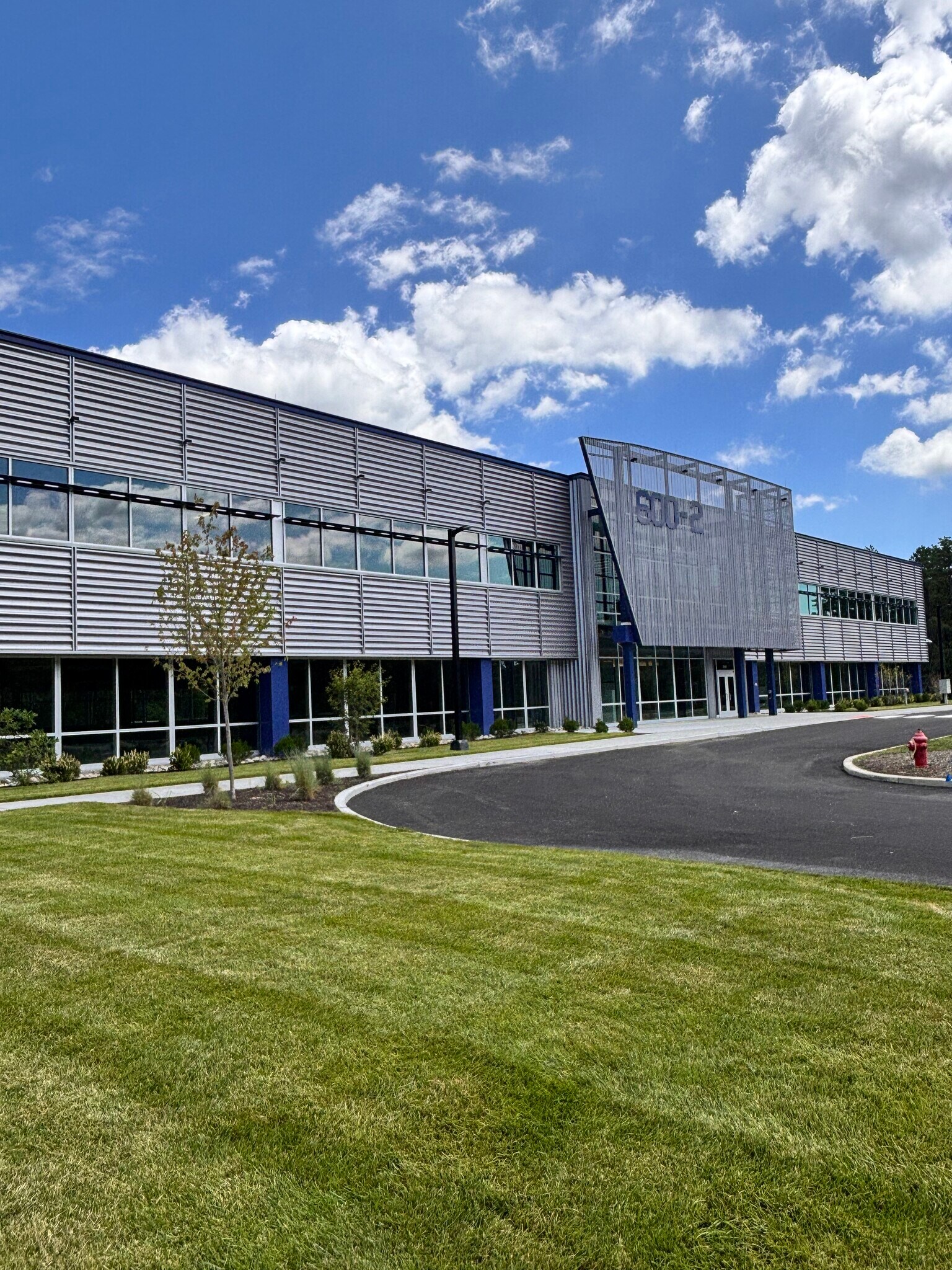 601 Aviation Research Blvd, Egg Harbor Township, NJ à louer Photo du bâtiment- Image 1 de 9
