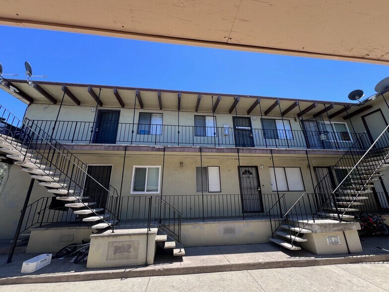 5480 Shasta Ave, San Pablo, CA à vendre - Photo du bâtiment - Image 2 de 12
