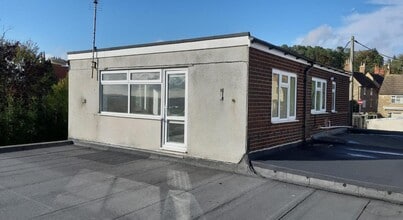 41-43 Lower St, Great Doddington à louer Photo du bâtiment- Image 2 de 2