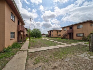 More details for 628 W Mesquite Ave, Kingsville, TX - Multifamily for Sale