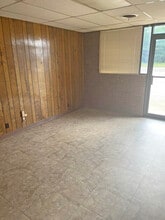 1407 S Kings Hwy, Texarkana, TX for lease Interior Photo- Image 2 of 6