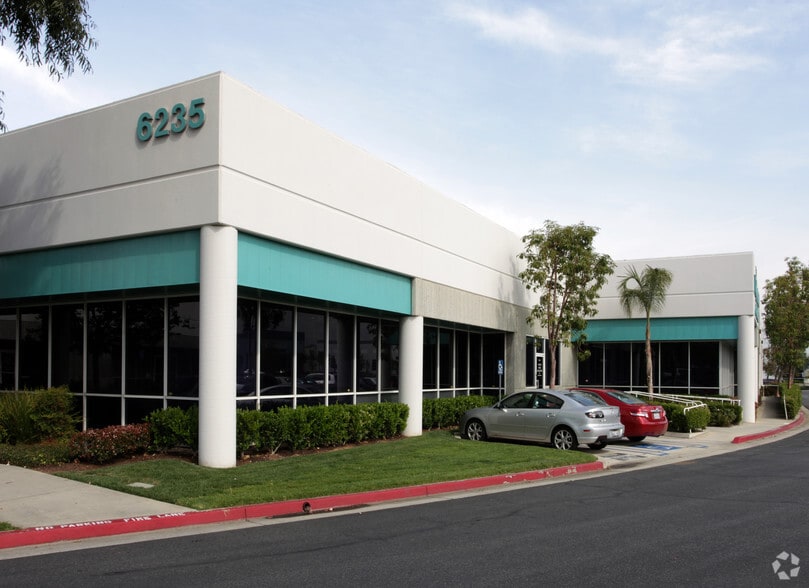 6235 River Crest Dr, Riverside, CA for lease - Building Photo - Image 1 of 3