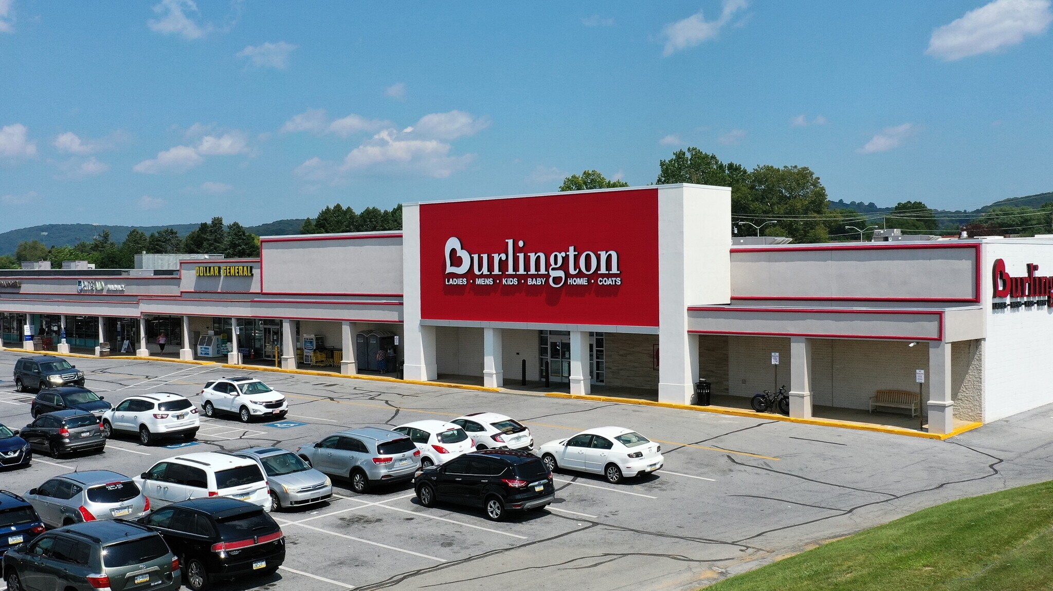 3205-3215 N 5th St, Reading, PA à louer Photo du bâtiment- Image 1 de 13