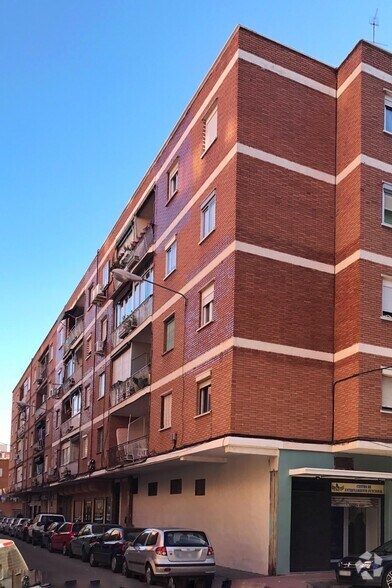 Calle de la Plaza de Toros, 12, Alcalá de Henares, Madrid for lease - Building Photo - Image 3 of 3