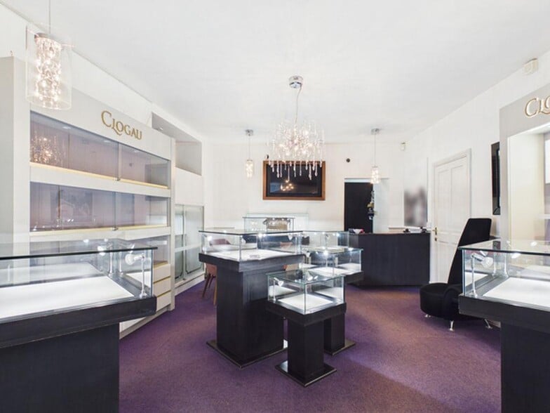 6 King St, Carmarthen for sale - Building Photo - Image 3 of 12