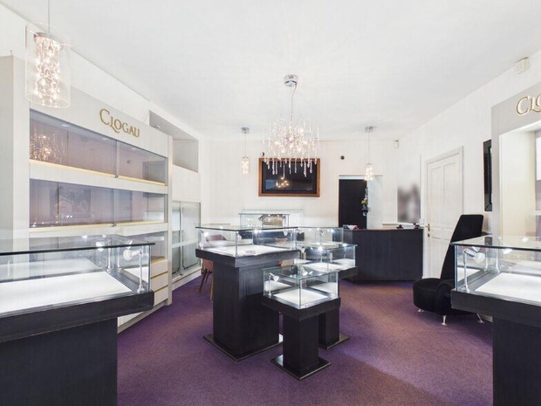 6 King St, Carmarthen à vendre - Photo du bâtiment - Image 3 de 12