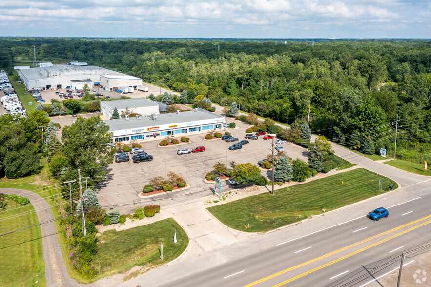 18412 Telegraph Rd, Brownstown, MI for lease - Aerial - Image 2 of 5