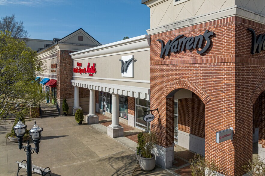 11525 Cantrell Rd, Little Rock, AR à louer - Photo du bâtiment - Image 2 de 16