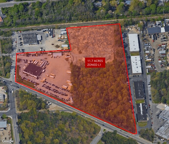 3601-3605 Horseblock Rd, Medford, NY à vendre - Photo du bâtiment - Image 2 de 6