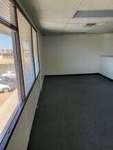170 N Arrowhead Ave, Rialto, CA for lease Interior Photo- Image 2 of 8
