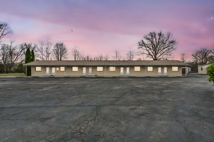 44077 Oberlin Elyria Rd, Oberlin, OH à vendre - Photo du bâtiment - Image 2 de 59