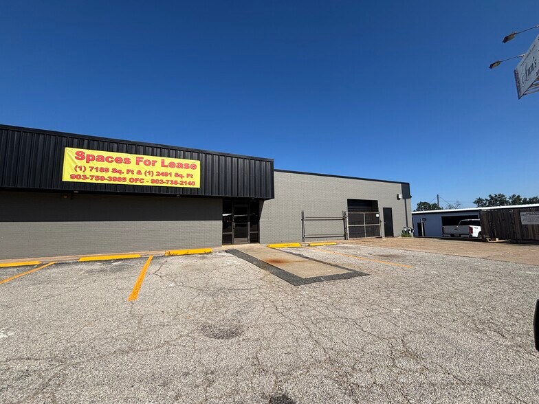 920 W Loop 281, Longview, TX à louer - Photo du bâtiment - Image 2 de 16
