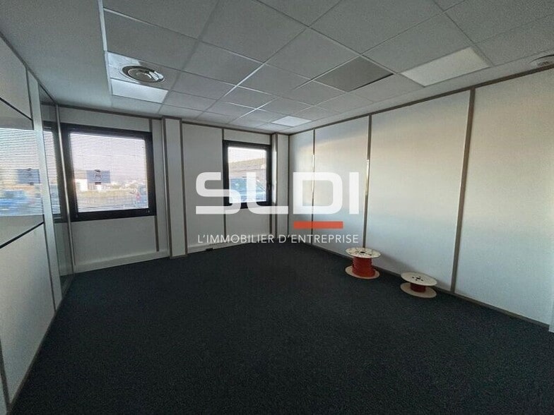 Rue Henri Depagneux, Limas for lease - Building Photo - Image 3 of 14