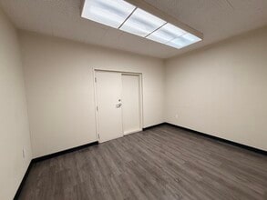 1818 Industrial Rd, Las Vegas, NV for lease Interior Photo- Image 1 of 4