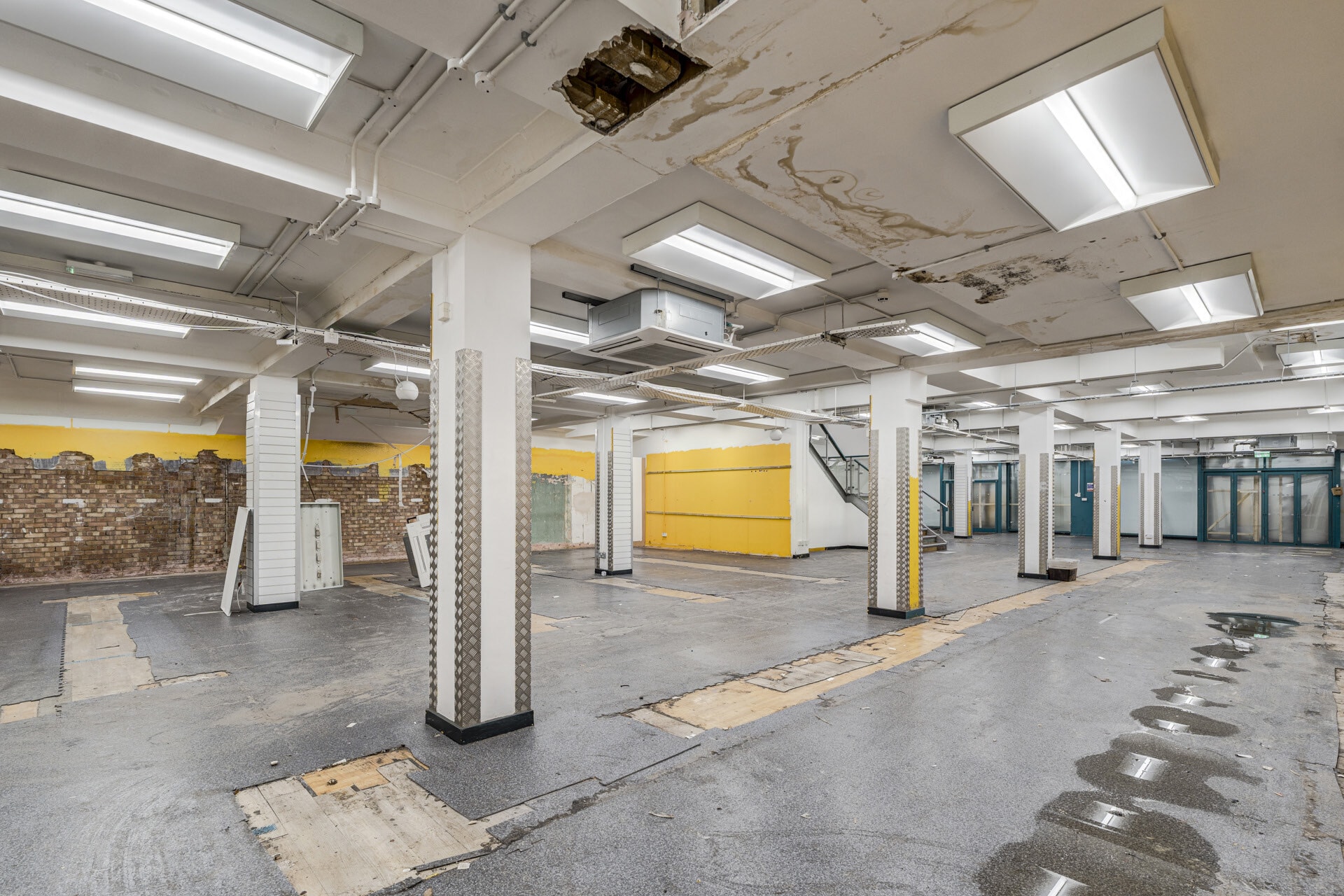 166-168 Western Rd, Brighton à louer Photo intérieure- Image 1 de 3