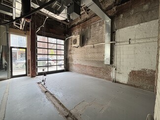 Plus de détails pour 41 Box St, Brooklyn, NY - Bureau/Commerce de détail, Commerce de détail à louer