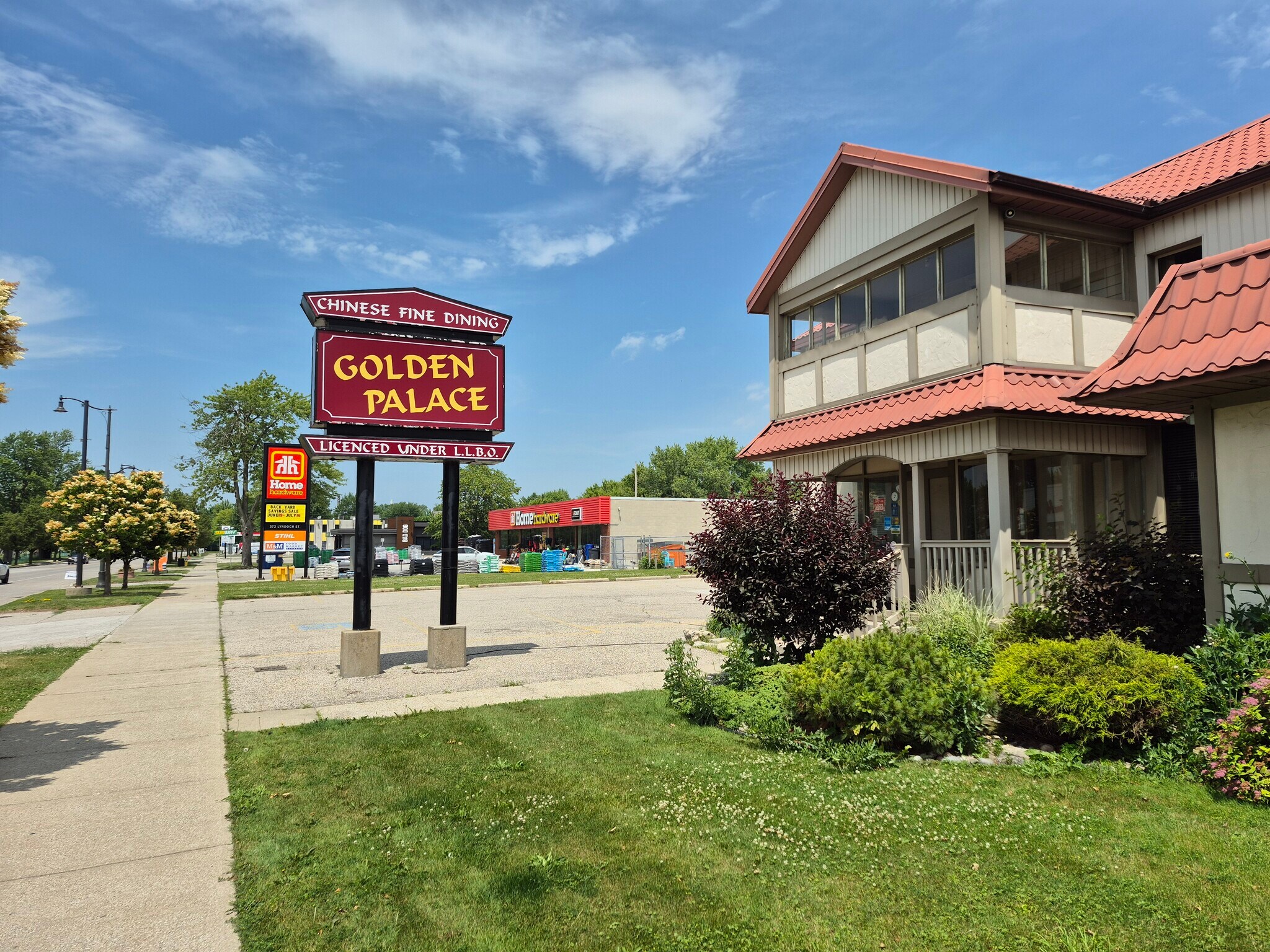 380 Lyndoch St, Corunna, ON à vendre Photo principale- Image 1 de 11