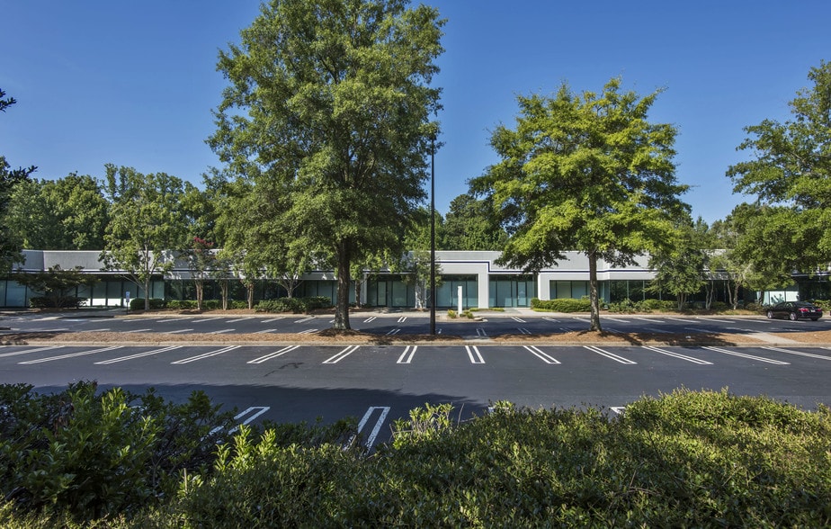 60 Chastain Center Blvd, Kennesaw, GA à louer - Photo du bâtiment - Image 3 de 18