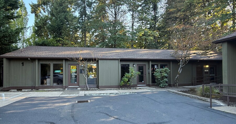 17020 SW Upper Boones Ferry Rd, Tigard, OR à louer Photo principale- Image 1 de 2