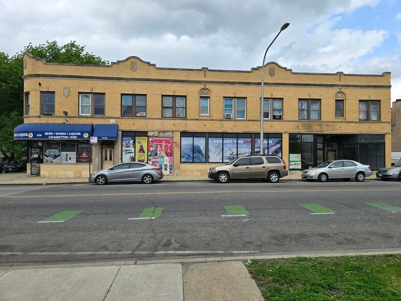 5118-5120 W Grand Ave, Chicago, IL for sale - Building Photo - Image 2 of 9
