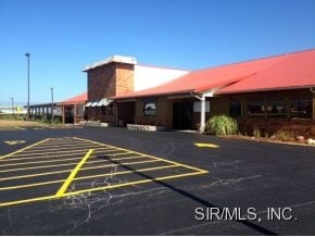 1403 W Stamer Dr, Litchfield, IL for lease Primary Photo- Image 1 of 15