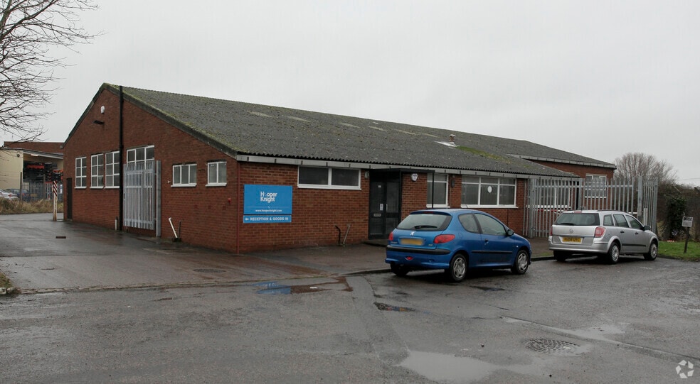 Goodridge Ave, Gloucester for lease - Primary Photo - Image 1 of 6