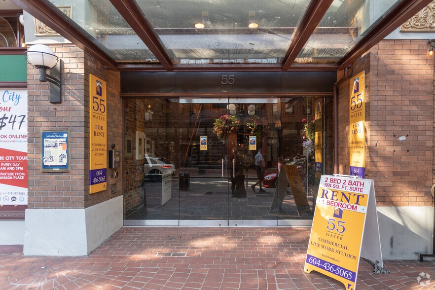 55 Water St, Vancouver, BC for lease - Building Photo - Image 2 of 15