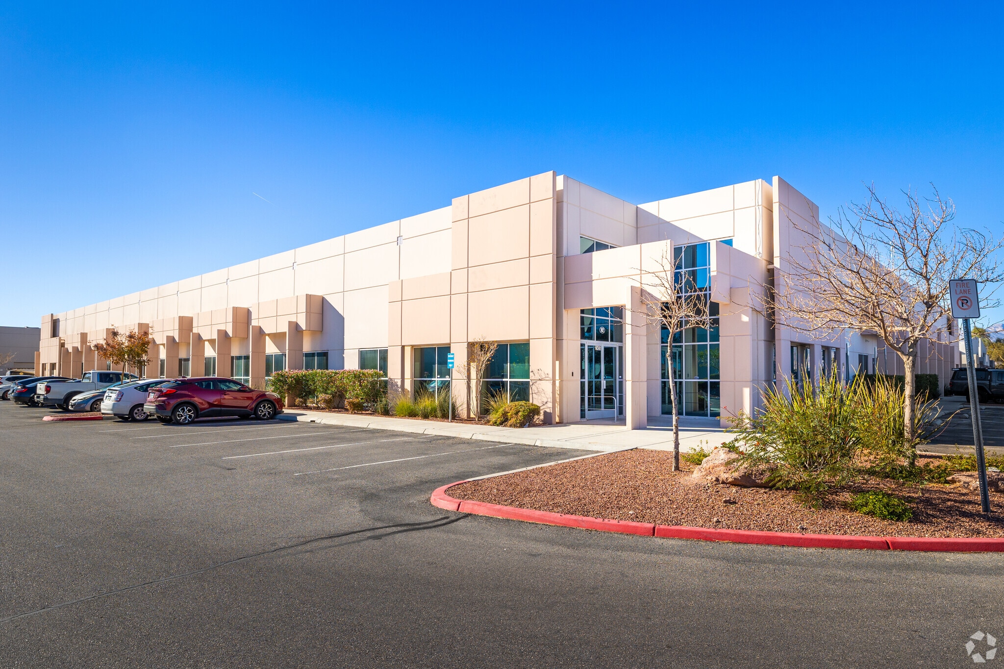 2455 W Cheyenne Ave, North Las Vegas, NV for lease Primary Photo- Image 1 of 33