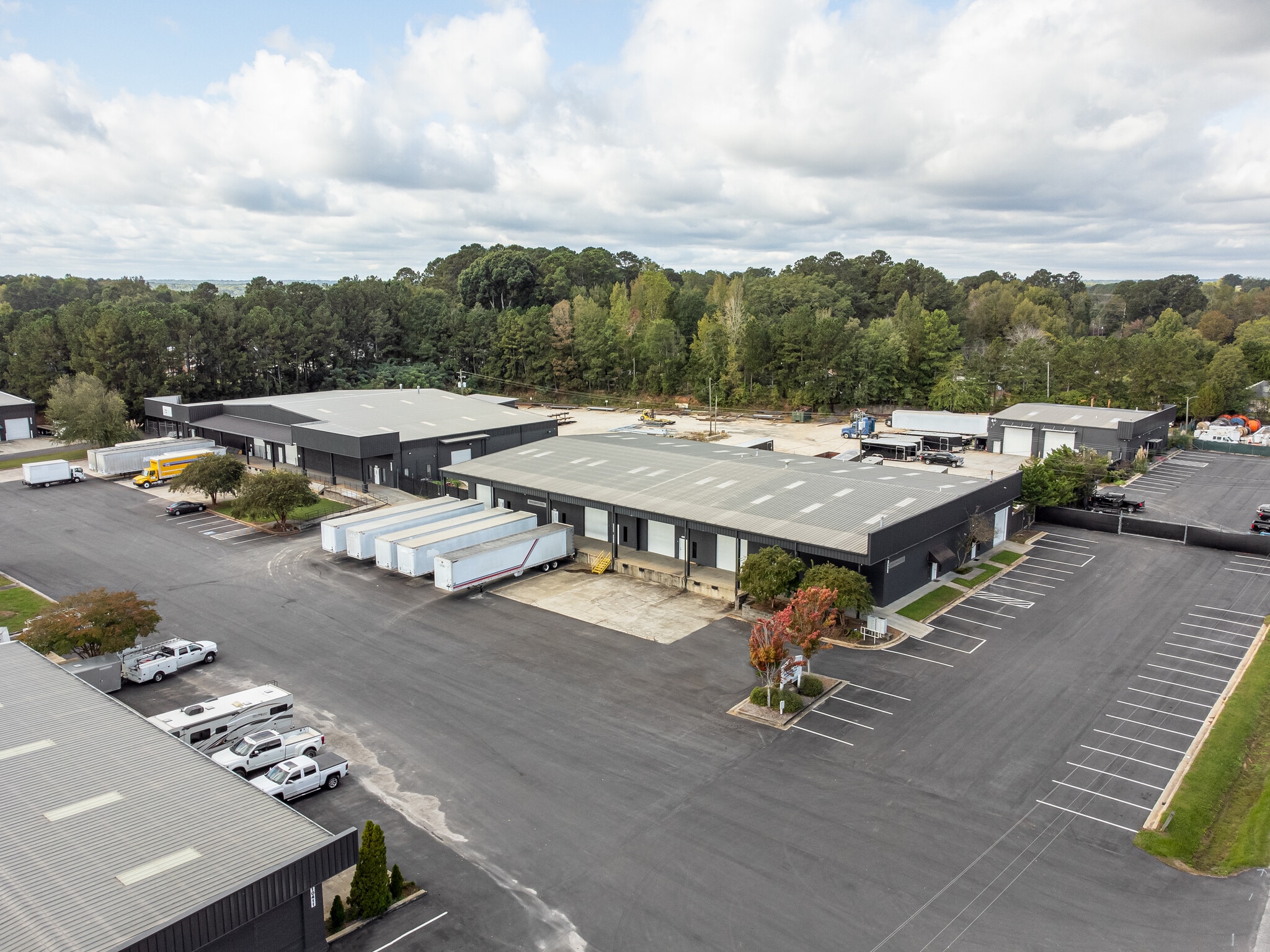 10371 Old Atlanta Hwy, Covington, GA for lease Primary Photo- Image 1 of 31