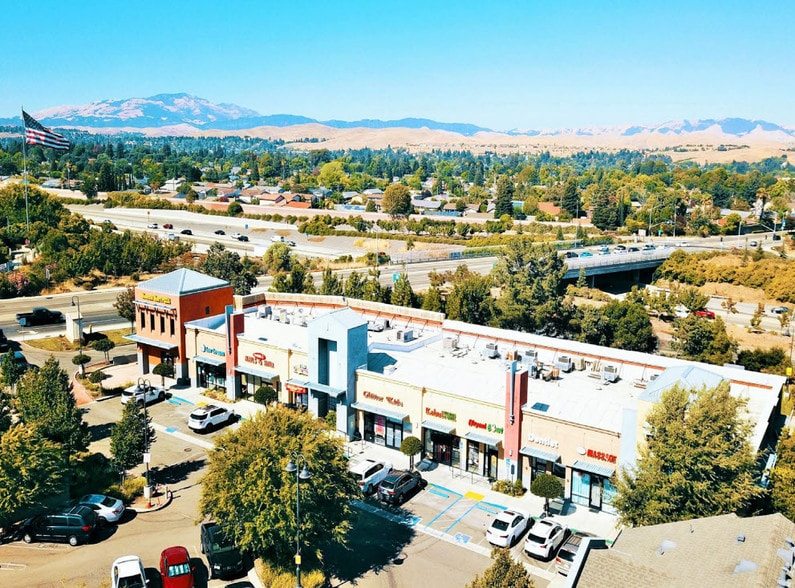 8931-8951 San Ramon Rd, Dublin, CA for lease - Building Photo - Image 3 of 7