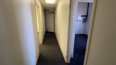 418 Caredean Dr, Horsham Township, PA à louer - Vidéo sur l’inscription commerciale 