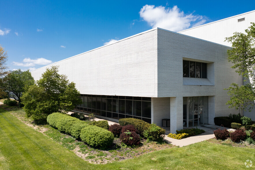 7100 Industrial Rd, Florence, KY for sale - Building Photo - Image 3 of 7