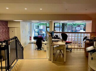 Plus de détails pour Bureau à vendre