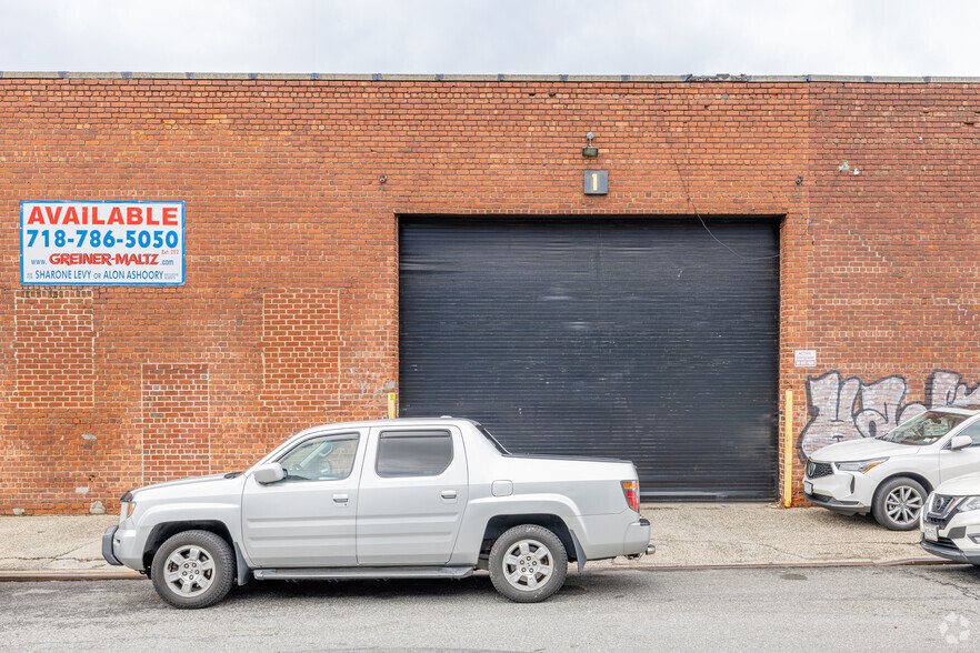 414 E 101st St, Brooklyn, NY for lease - Building Photo - Image 3 of 7