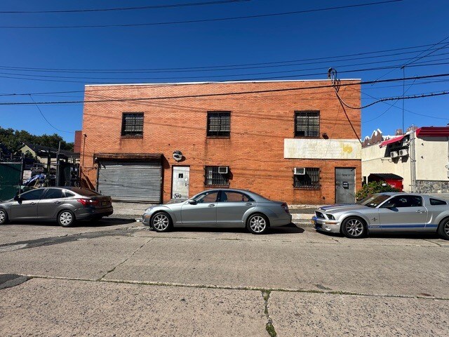 520 S 4th Ave, Mount Vernon, NY à louer - Photo du bâtiment - Image 2 de 7