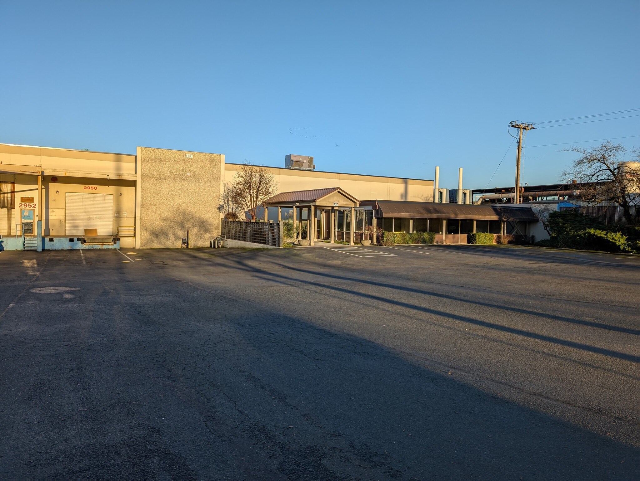 2950-2952 NW Yeon, Portland, OR for lease Building Photo- Image 1 of 15